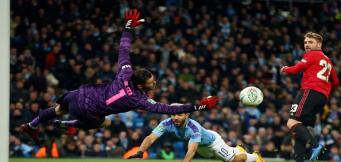 Wenn Kampf und Glück über Sieg und Niederlage entscheiden: Das Manchester-Derby.