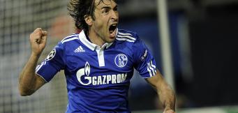 Der Senior verzückt die Bundesliga.