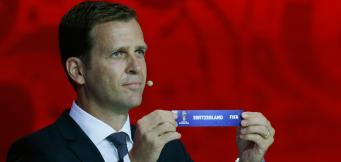 Bierhoff bei einer Auslösung für die WM 2018