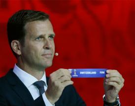 Bierhoff bei einer Auslösung für die WM 2018